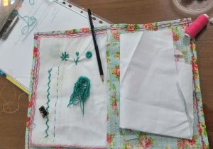 سومین جلسه آرت‌تراپی در مؤسسه خیریه ایتام قم برگزار شد